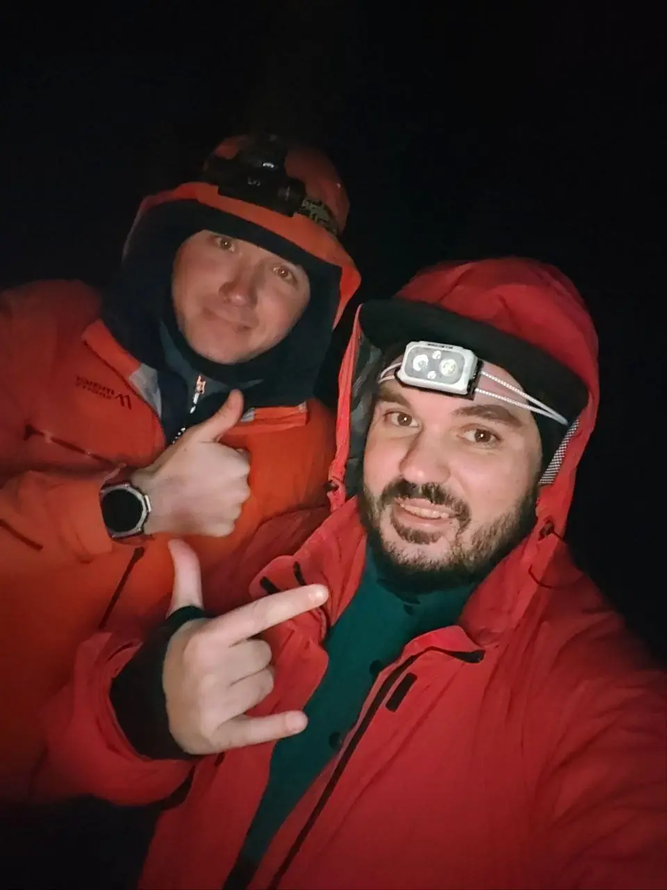 Фотоотчёт с самого морозного выезда в этом сезоне.
–19.7°C
Жёстко. Холодно. Красиво.
Пошли в пвд вместе с гидом Борисом Баланюком - устроили полноценный полевой тест новой снаряги | Сетка — социальная сеть от hh.ru