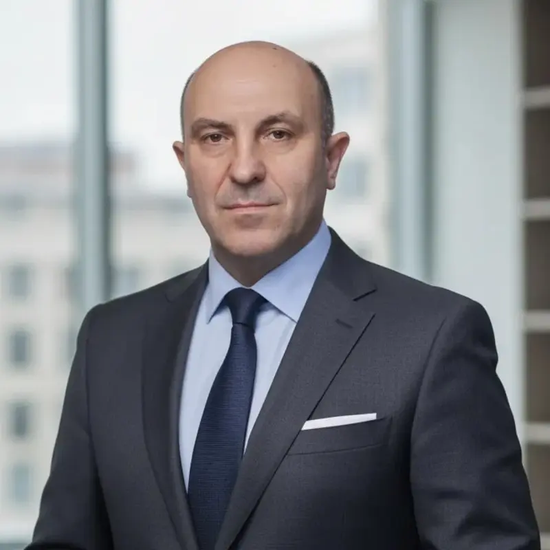 Александр Бусов