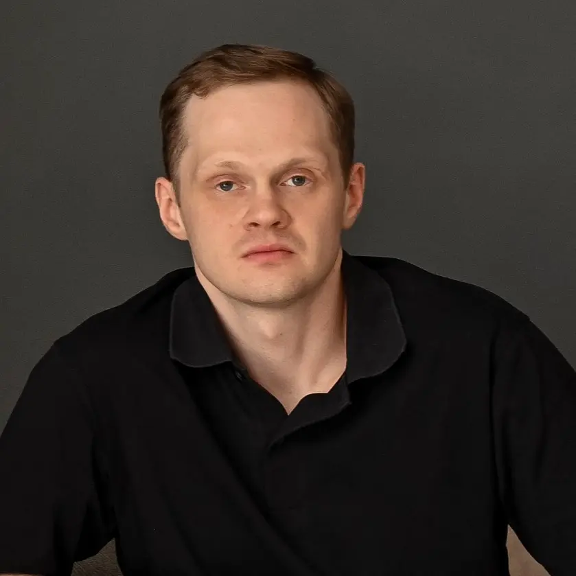 Владислав Старых