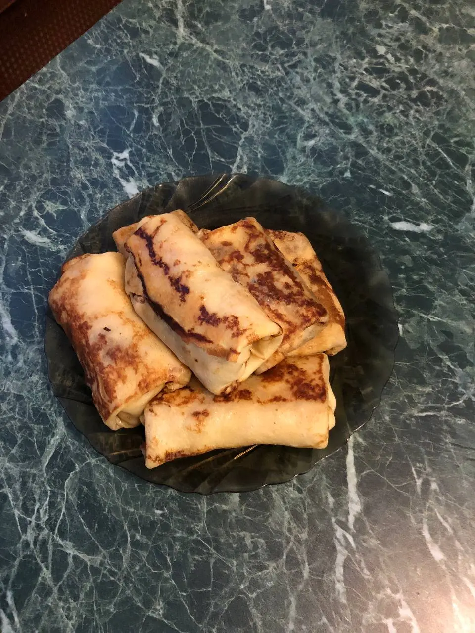 С масленицей чтоли 🥞
Еле-еле , немного , но напекла🤣 тоже хочется почувствовать масленицу, хоть и дома с простудой.
Кстати крутила по-новому рецепту 🙌🏻 | Сетка — социальная сеть от hh.ru