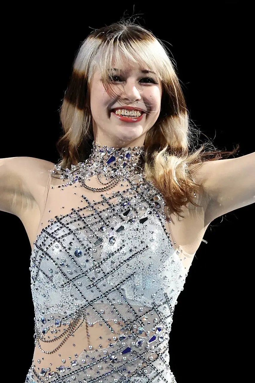 Ну что ж! Алиса Лю стала двухкратной Олимпийской чемпионкой, и при этом впервые за 24 года принесла сборной США золотую медаль в личном первенстве | Сетка — социальная сеть от hh.ru