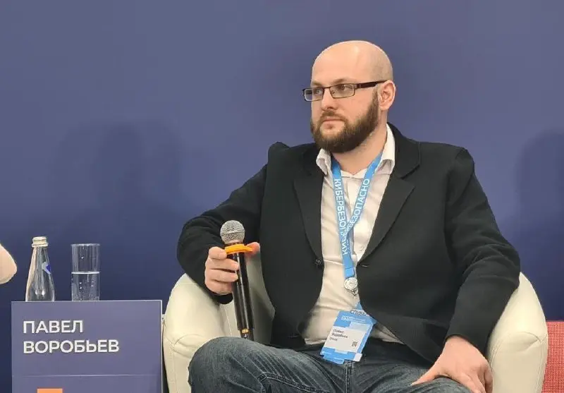 🔉 Квантовые кадры и кибербезопасность: QRate на Уральском форуме
На Уральском форуме «Кибербезопасность в финансах» QRate приняла участие в сессии Газпромбанка о квантовых коммуникациях и постквантово... | Сетка — социальная сеть от hh.ru
