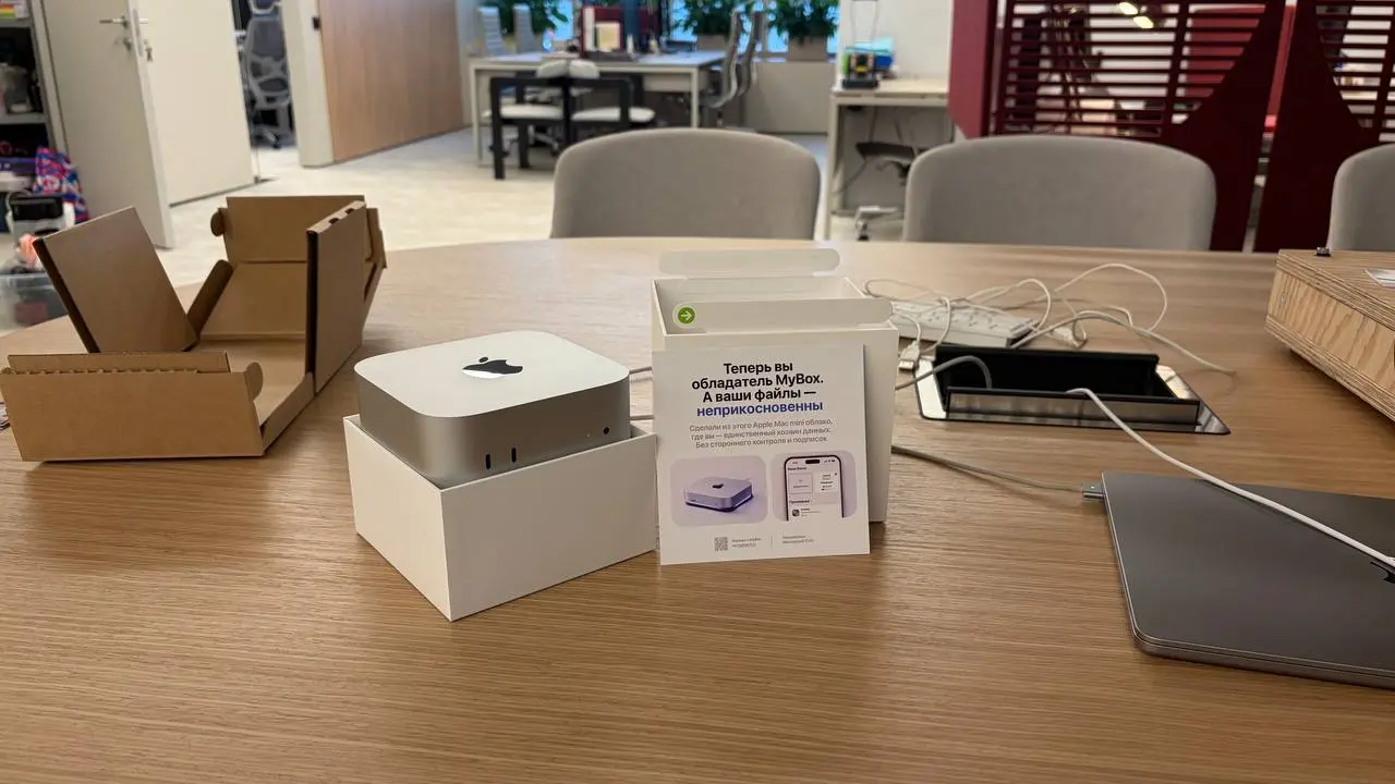 Пакуем уже третий подарочный MyBox, все отлично, но есть нюанс | Сетка — социальная сеть от hh.ru