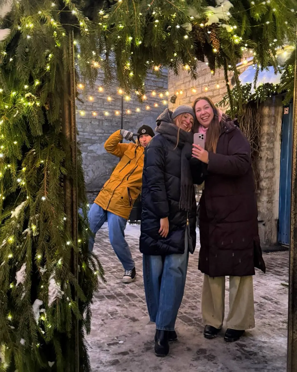 #карточнаякарусель
Сколько можно заработать на кредитке Альфа банка под 15% годовых
В прошлом посте про кредитки обещала посчитать реальный заработок с учётом сложных процентов | Сетка — социальная сеть от hh.ru