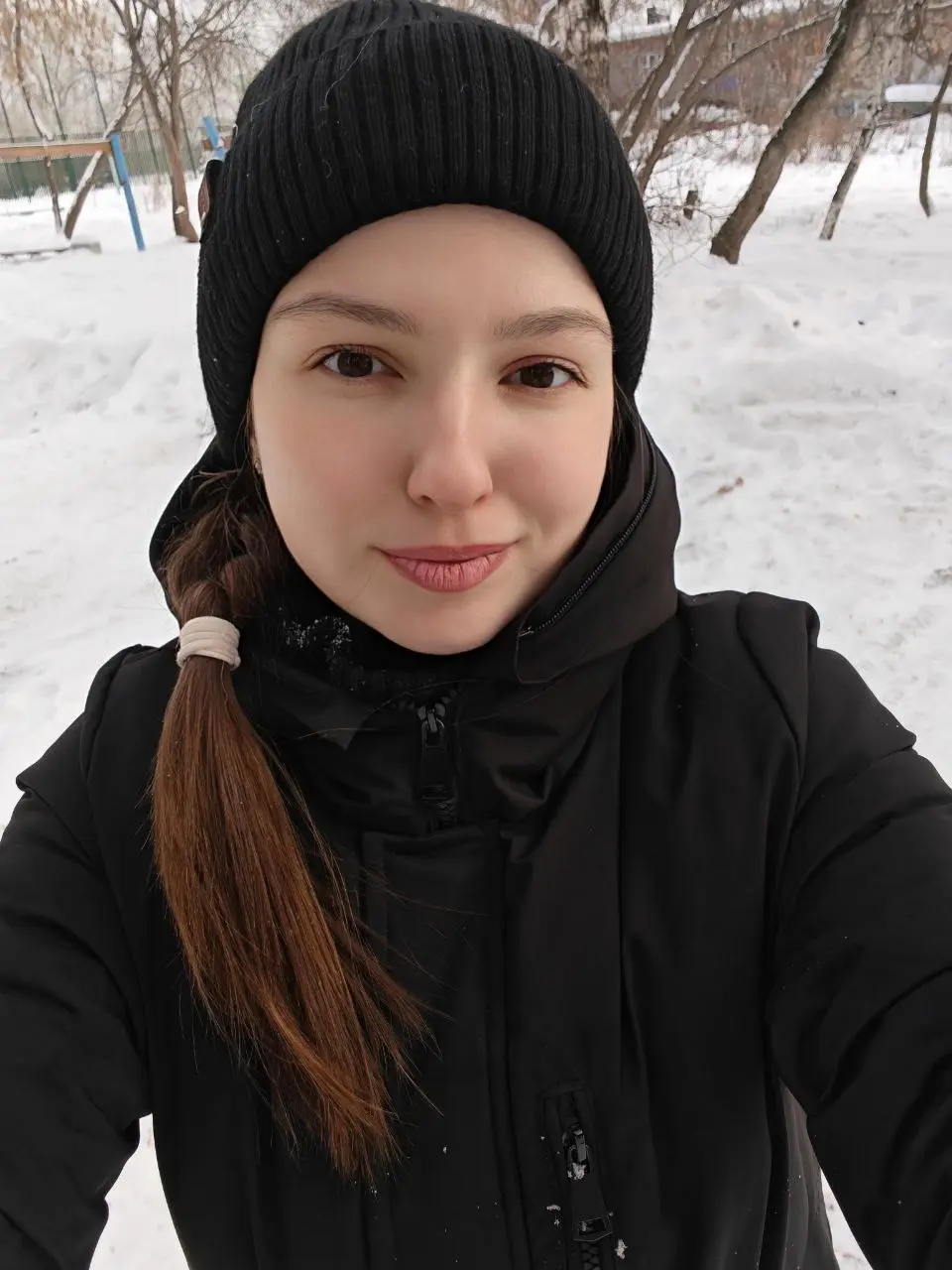 Привет всем! 🥶
В ЕКБ снега – ну прям как вопросов у моих доверителей насчет банкротства: стоит оно того или нет? 😉 | Сетка — социальная сеть от hh.ru