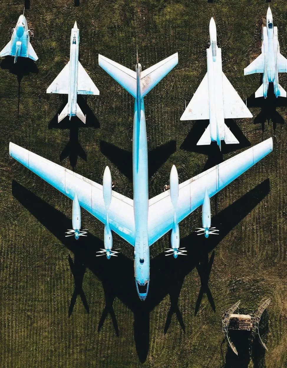 ✈️ 23 февраля Музей ВВС в Монино можно посетить бесплатно
23 февраля 09:00-18:00
В экспозиции — самолёты, вертолёты, двигатели, вооружение и редкие архивные материалы.
📍Московская область, пос | Сетка — социальная сеть от hh.ru