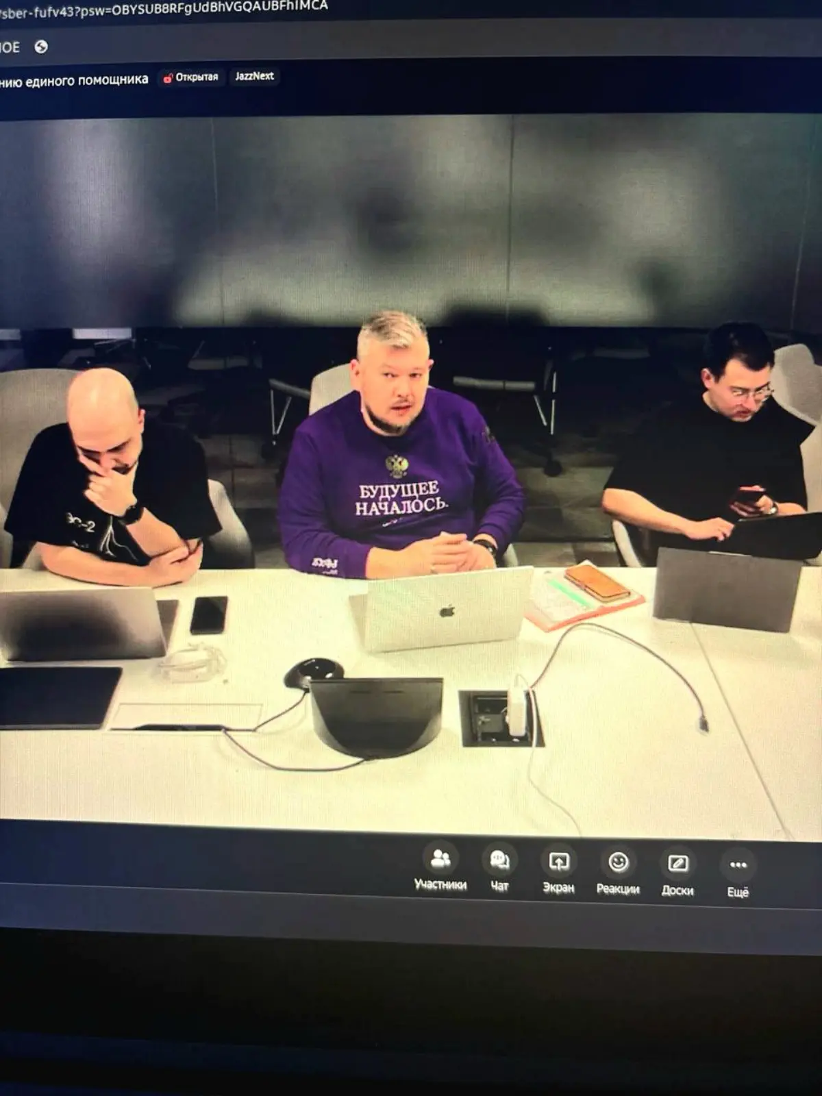 Митап по новой архитектуре GenAi платформы | Сетка — социальная сеть от hh.ru