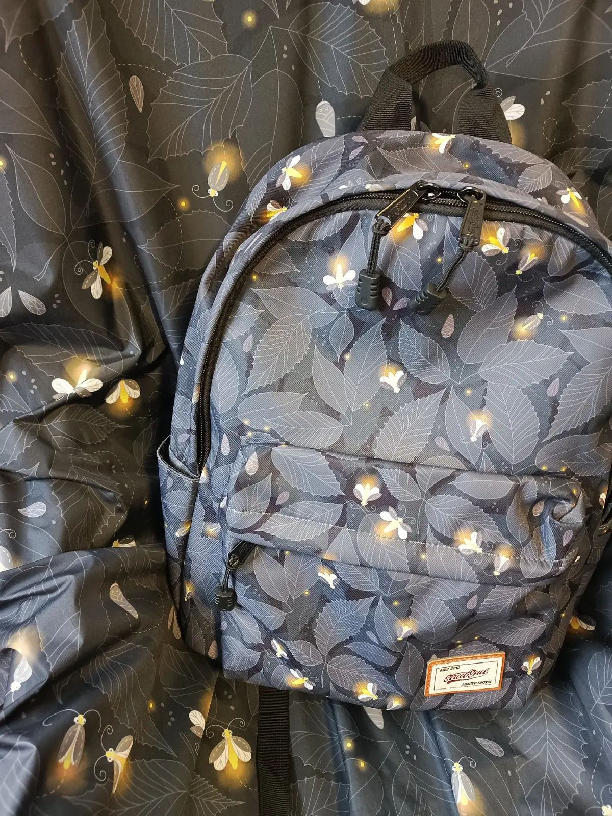 Векторный принт для ткани "Светлячки в ночном лесу" | Сетка — социальная сеть от hh.ru