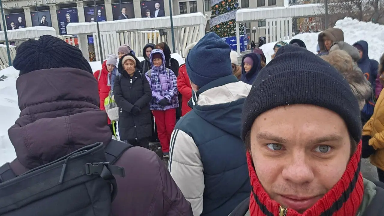 Тусовка с бабушками или великие любовные истории Москвы
люблю просто на выходных гулять по Москве и вот решил загуглить экскурсии и нашел даже бесплатные | Сетка — социальная сеть от hh.ru