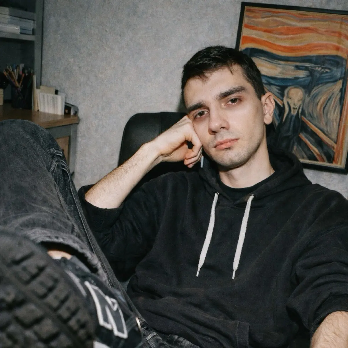 Виталий, чё там с рекламой?