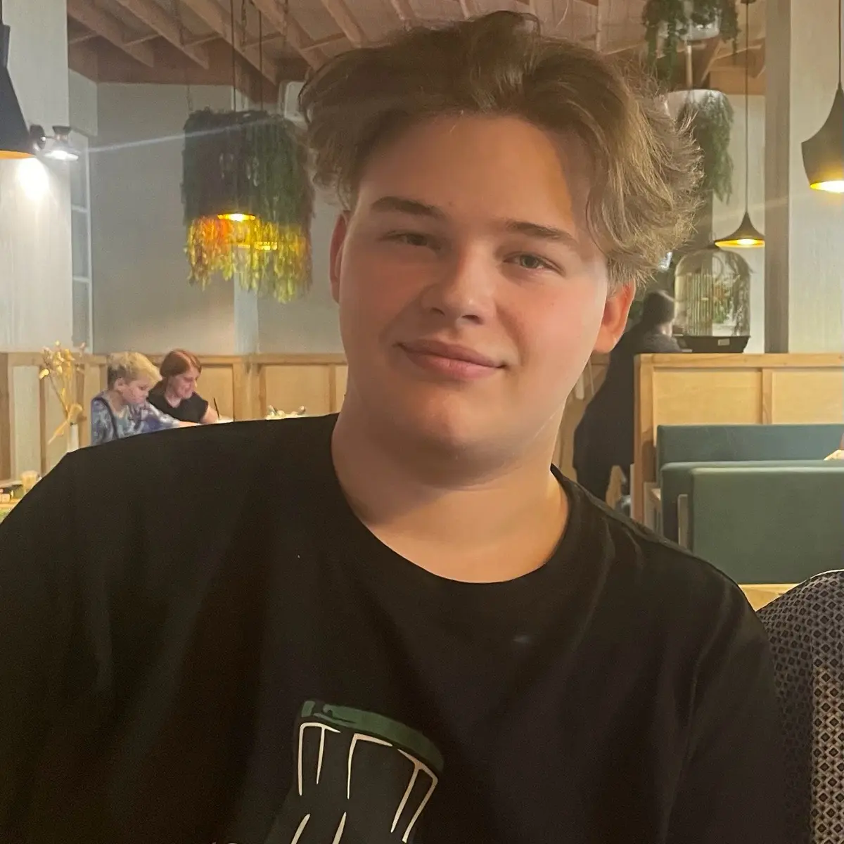 Алексей Волочай