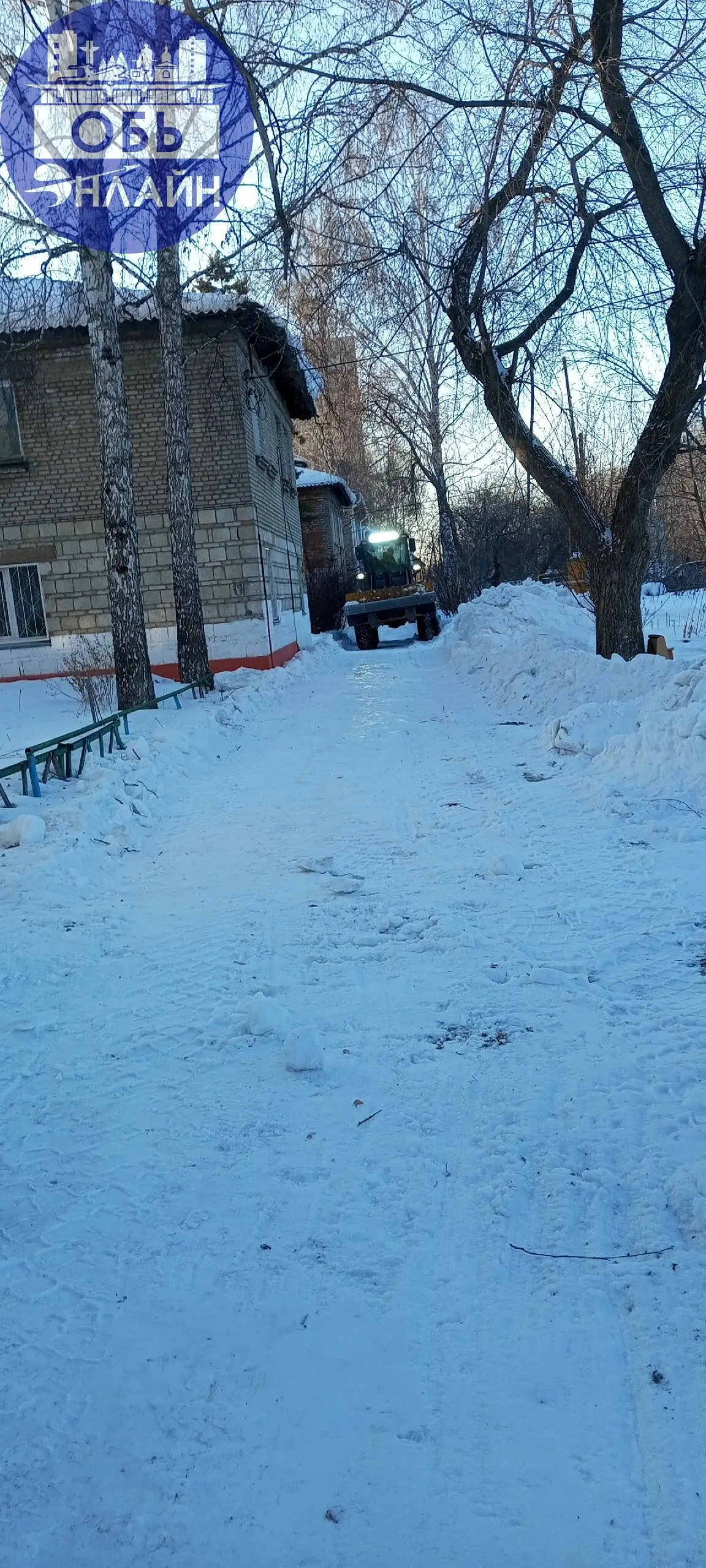 ↗ МКУ. Городской Хозяйства.Утвержает директор , что сдесь нет тратуара🤔. Что участок не наш. 🤷‍♂️. Геодезическая 2,3,13,17,15 | Сетка — социальная сеть от hh.ru