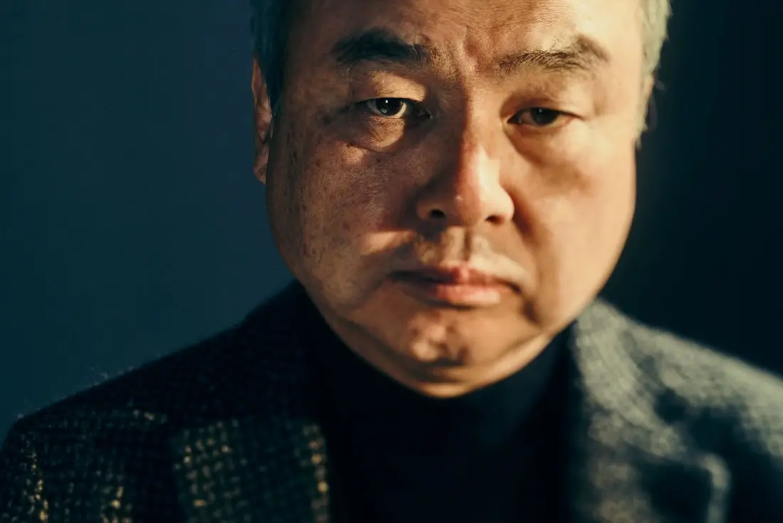 🤖 Масаёси Сон ставит $180 млрд на ИИ
SoftBank разворачивает почти весь капитал в сторону ИИ — это ставка не на тренд, а на «сверхинтеллект» в течение 10 лет | Сетка — социальная сеть от hh.ru