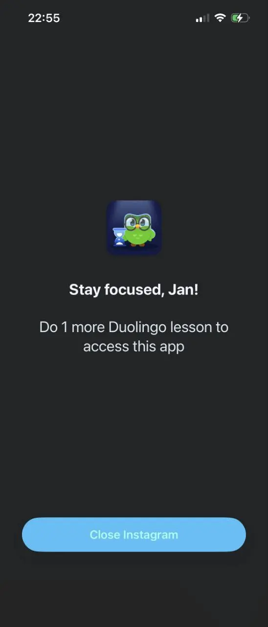 Duolingo блокирует конкурентов на iOS
Гениальное решение тестируют сейчас в Duo. Отличный пример, как без темных паттернов можно растить вовлечение и ретеншен | Сетка — социальная сеть от hh.ru