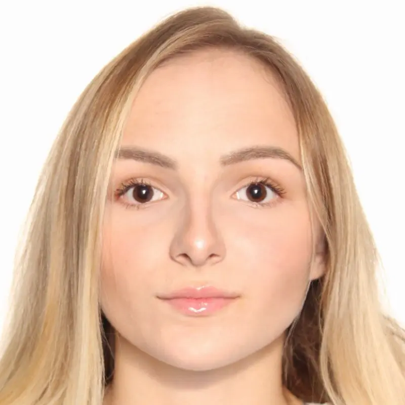 Полина Зиновьева