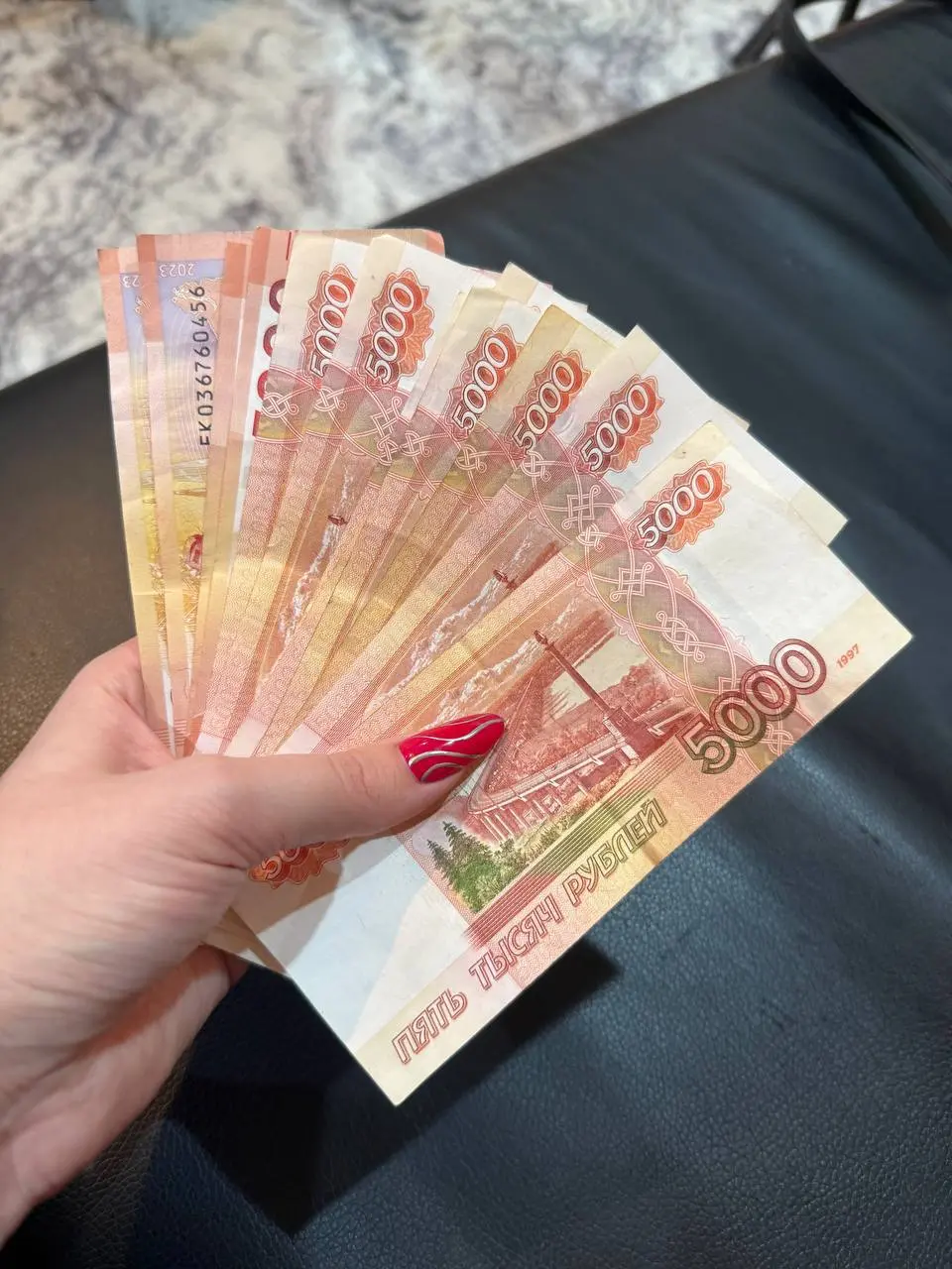 Наконец-то я научилась копить
+60.000₽ в копилку
Коплю на баню 🍋, если бы не проект я бы ни когда наверное не научилась правильно распределять бюджет | Сетка — социальная сеть от hh.ru
