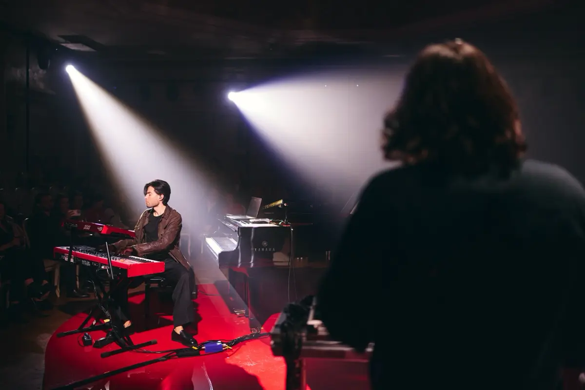 РБК х ALROSA Diamonds | Время вина | Сетка — социальная сеть от hh.ru