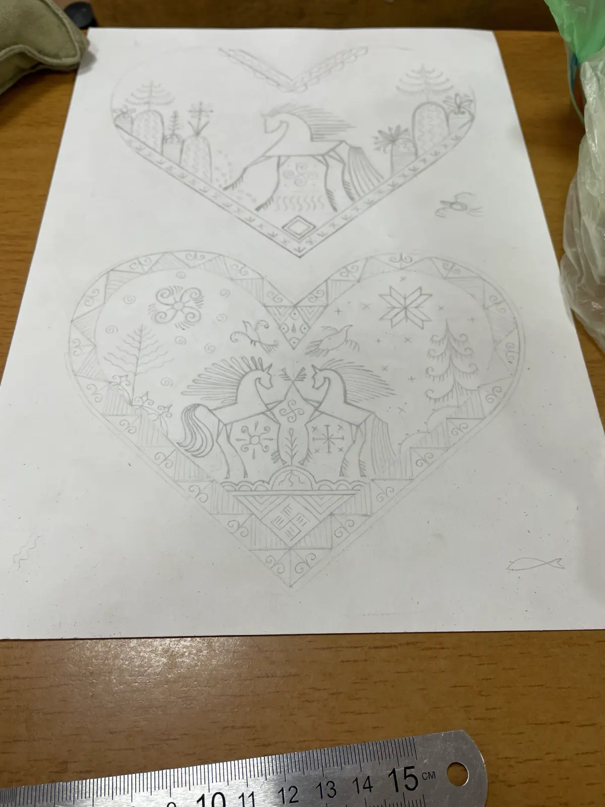 wooden heart with mezensk’ painting | Сетка — социальная сеть от hh.ru