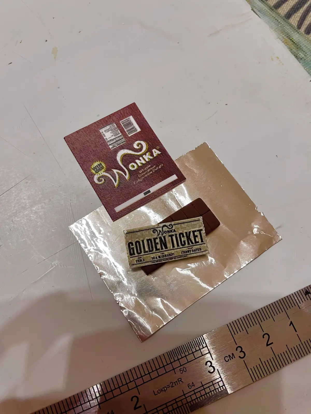 mini wonka bar with golden ticket | Сетка — социальная сеть от hh.ru
