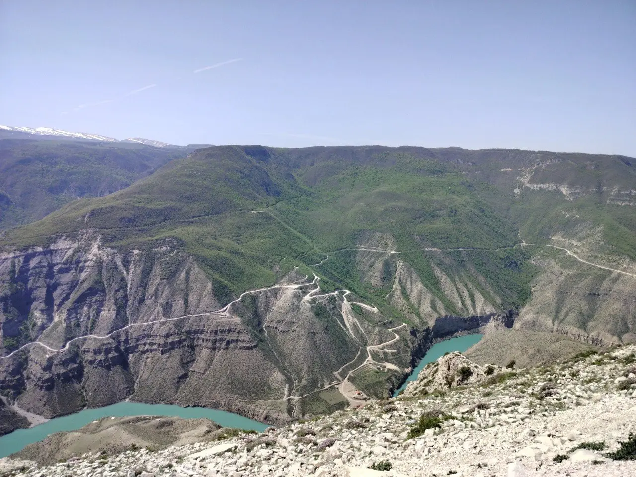 В Республике Дагестан 20 марта 2026 года объявлен нерабочим праздничным днём в честь религиозного праздника Ураза-байрам — дня окончания поста в священный месяц Рамадан.
Подробнее -> https://gderabota | Сетка — социальная сеть от hh.ru