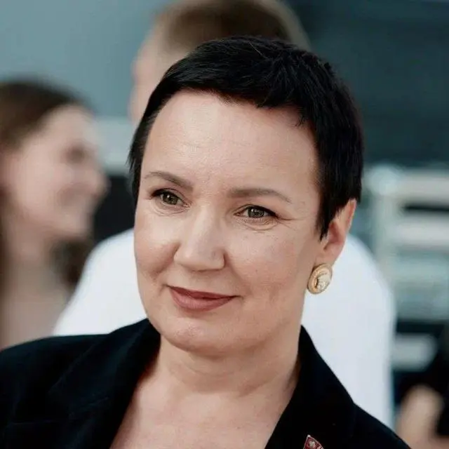 Елена Тарасова