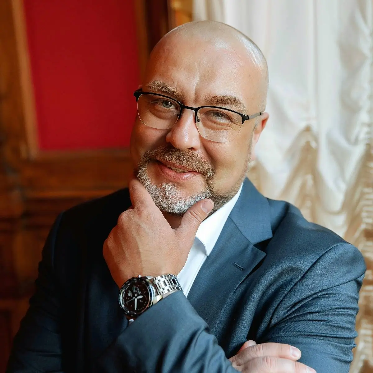Антон Шелковников