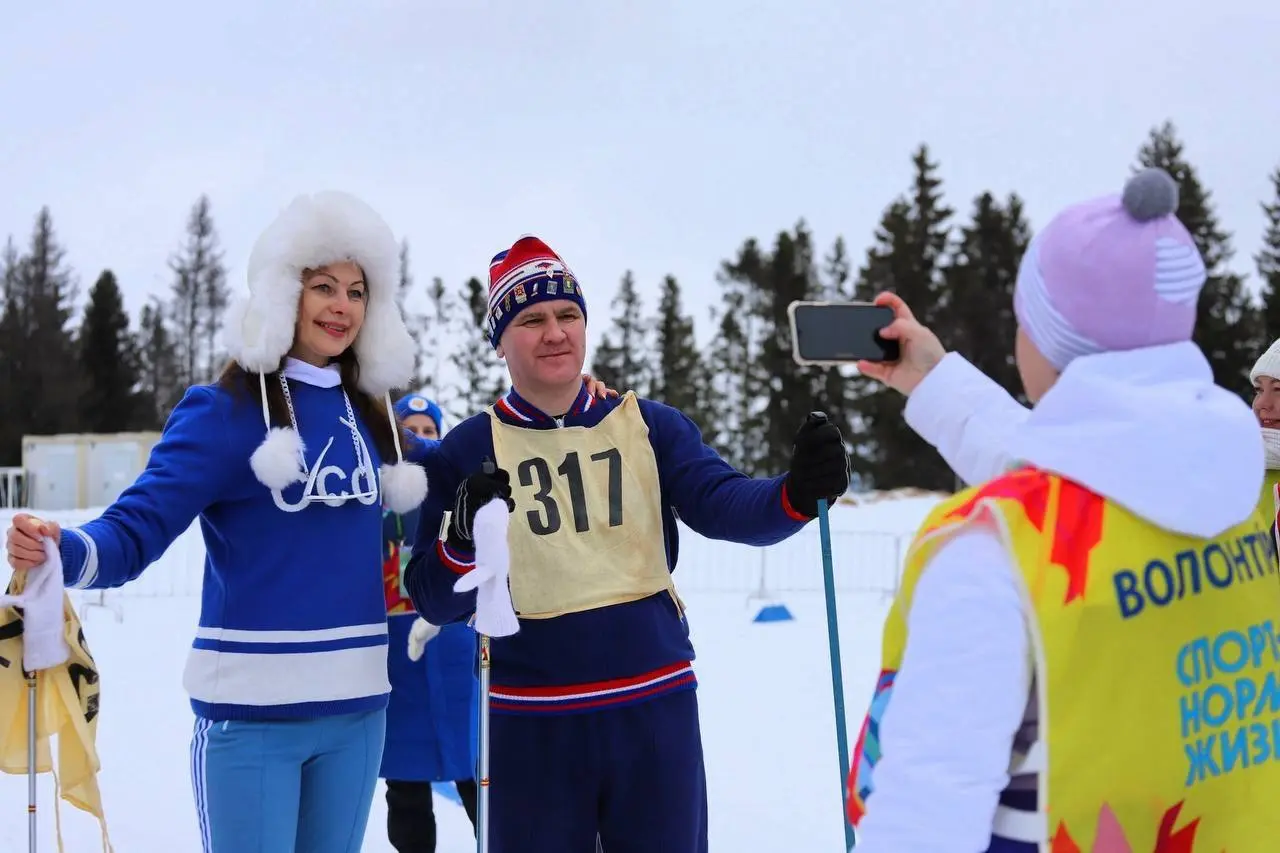 🎿В Лужниках пройдет лыжная ретро-гонка
28 февраля
сбор в 09:00, старт в 11:00
В программе:
➖массовый заезд для всех
➖суперфинал на скорость
➖суперфинал за лучший образ
Для участия нужно:
▫️Собрать рет... | Сетка — социальная сеть от hh.ru