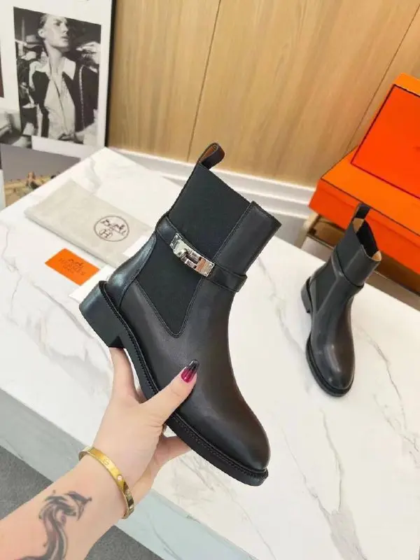 ▪️Премиум
▪️В наличии 36-41 размеры
▪️Цена 13.500₽
▪️Доставка-примерка по Москве
▪️ @byMarybelle
▪️Отправка в регионы ✈️ в этот же день | Сетка — социальная сеть от hh.ru