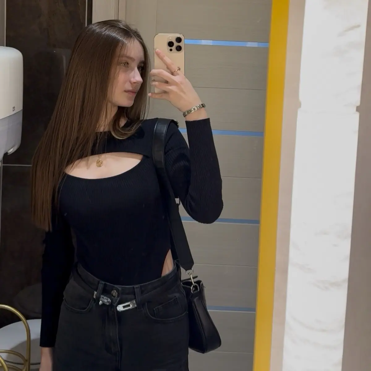 Anastasia Ackles | Сетка — социальная сеть от hh.ru