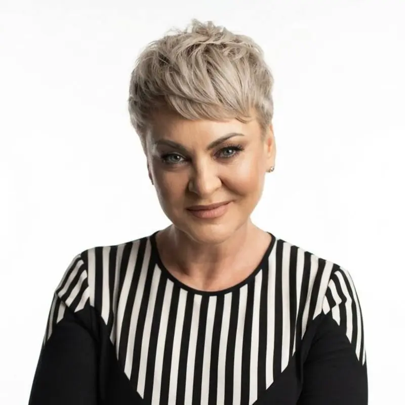 Елена Тушканова