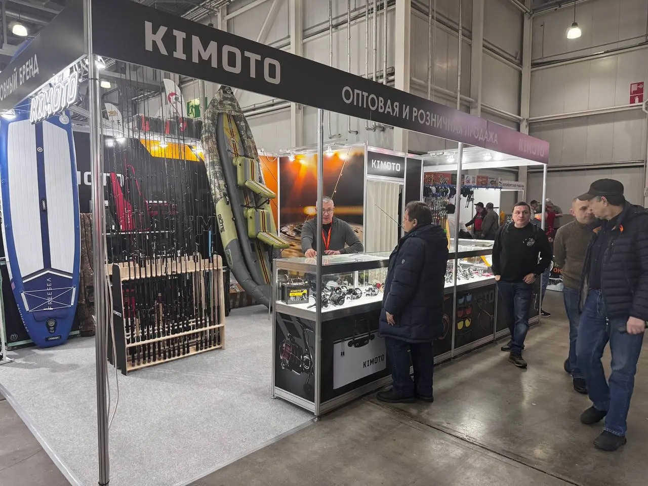 Кто сейчас в Москве? Забегайте к нам на выставку «Мир охоты и рыбалки»!
Кто найдёт на фото наши новинки — тот молодец 😉
Товары можно будет подержать, покрутить, приобрести (уточняйте на месте) | Сетка — социальная сеть от hh.ru