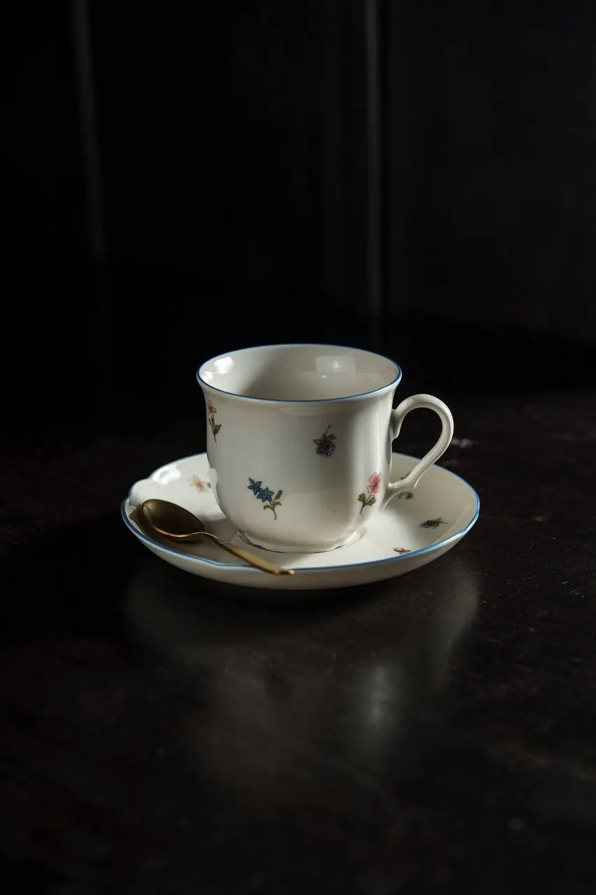 Собрали для вас идеи подарков к 8 марта🌷
Приезжайте в наши шоурумы — поможем выбрать, подскажем и подберём то, что действительно порадует и запомнится🤍
Если хочется оставить выбор самым требовательным... | Сетка — социальная сеть от hh.ru