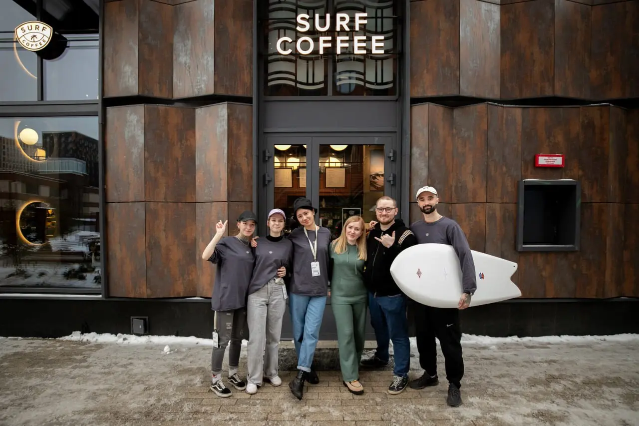 Surf Coffee. Психология бренда Часть (1/3)
Это свобода выбора, путь к цели, здоровый образ жизни и ответственность за то, как ты проживаешь свою жизнь | Сетка — социальная сеть от hh.ru