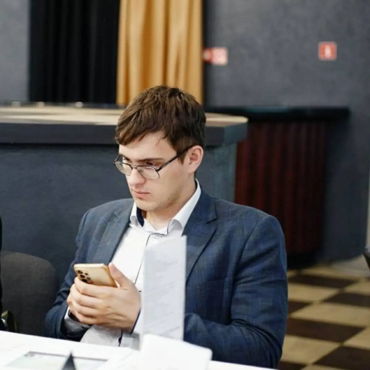 Ростислав Крисинель | Сетка — социальная сеть от hh.ru