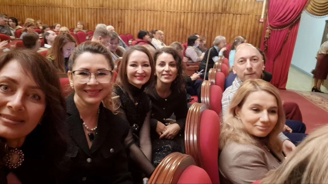 🎭 Мой театральный вояж: чему hr может научиться у гимнасток и советских инженеров | Сетка — социальная сеть от hh.ru