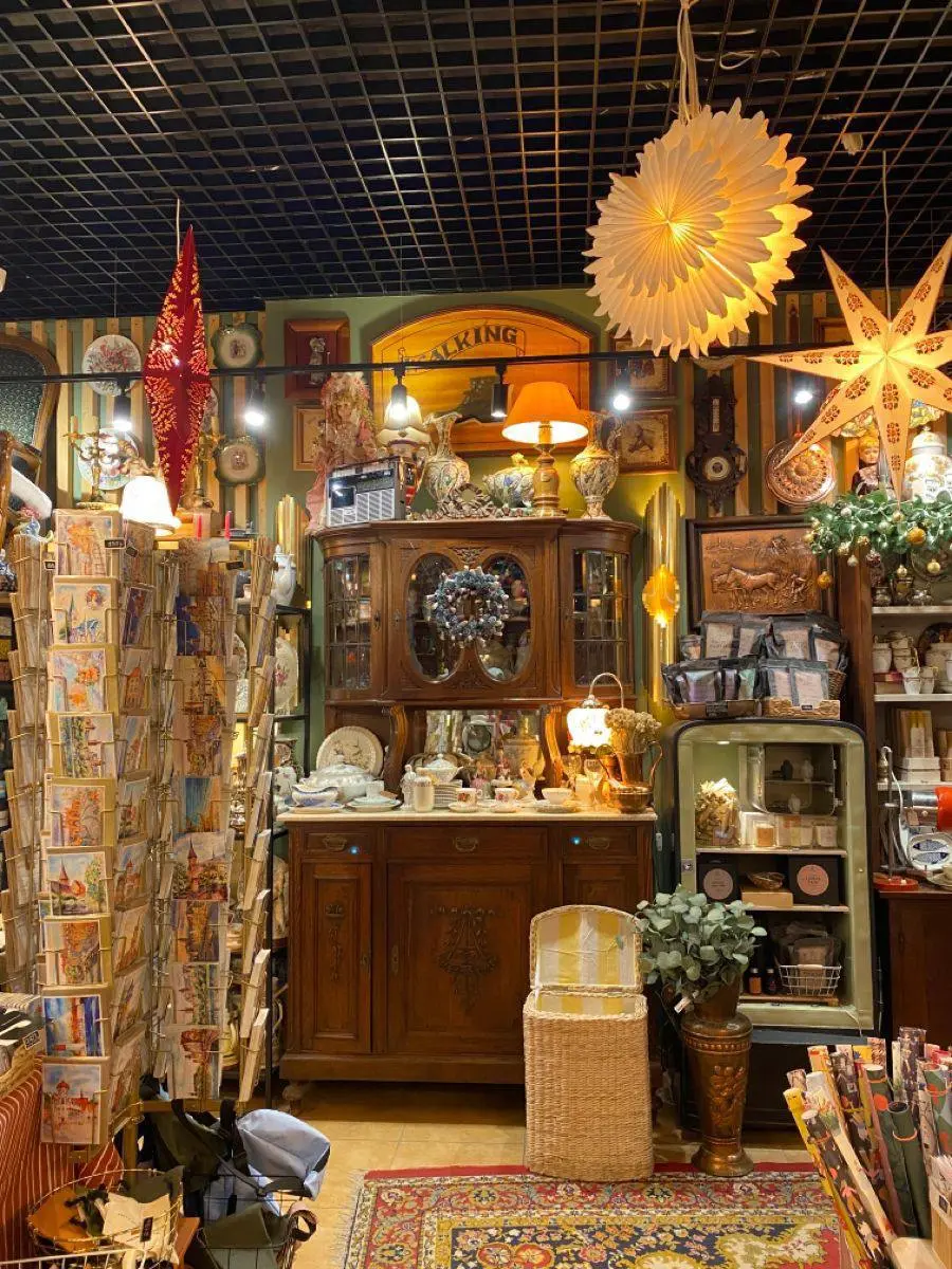 🛍️В эти выходные в Москве проходит маркет «Гараж-винтаж»
28 февраля – 1 марта
Здесь можно найти дизайнерские вещи, премиум-скидки и редкие экземпляры из селективных секонд-хендов | Сетка — социальная сеть от hh.ru