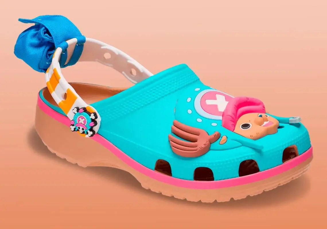 Новые Crocs по One piece выйдут уже совсем скоро! В дропе клогги с Чоппером, Луффи и кораблем Тысячи солнц. В комплекте идут тематические джиббитсы с персонажами | Сетка — социальная сеть от hh.ru
