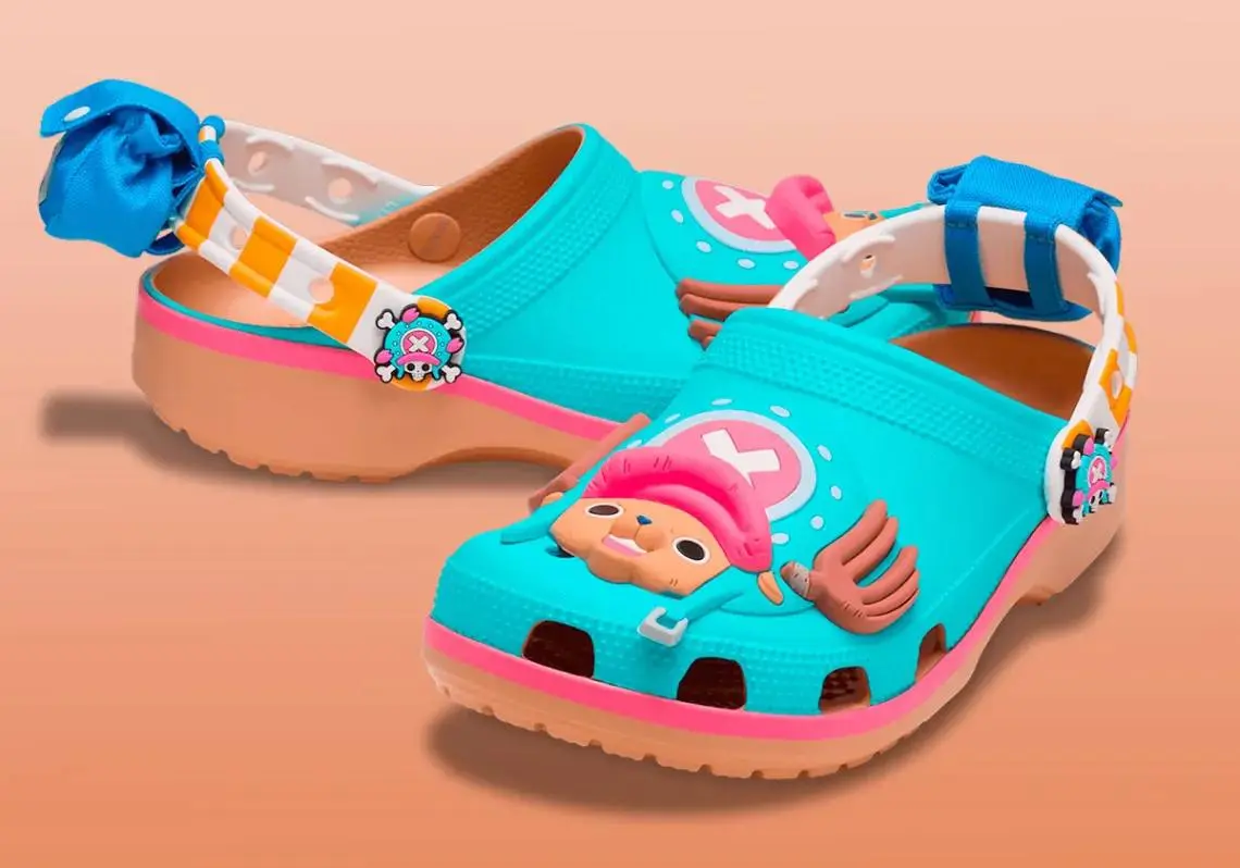 Новые Crocs по One piece выйдут уже совсем скоро! В дропе клогги с Чоппером, Луффи и кораблем Тысячи солнц. В комплекте идут тематические джиббитсы с персонажами | Сетка — социальная сеть от hh.ru