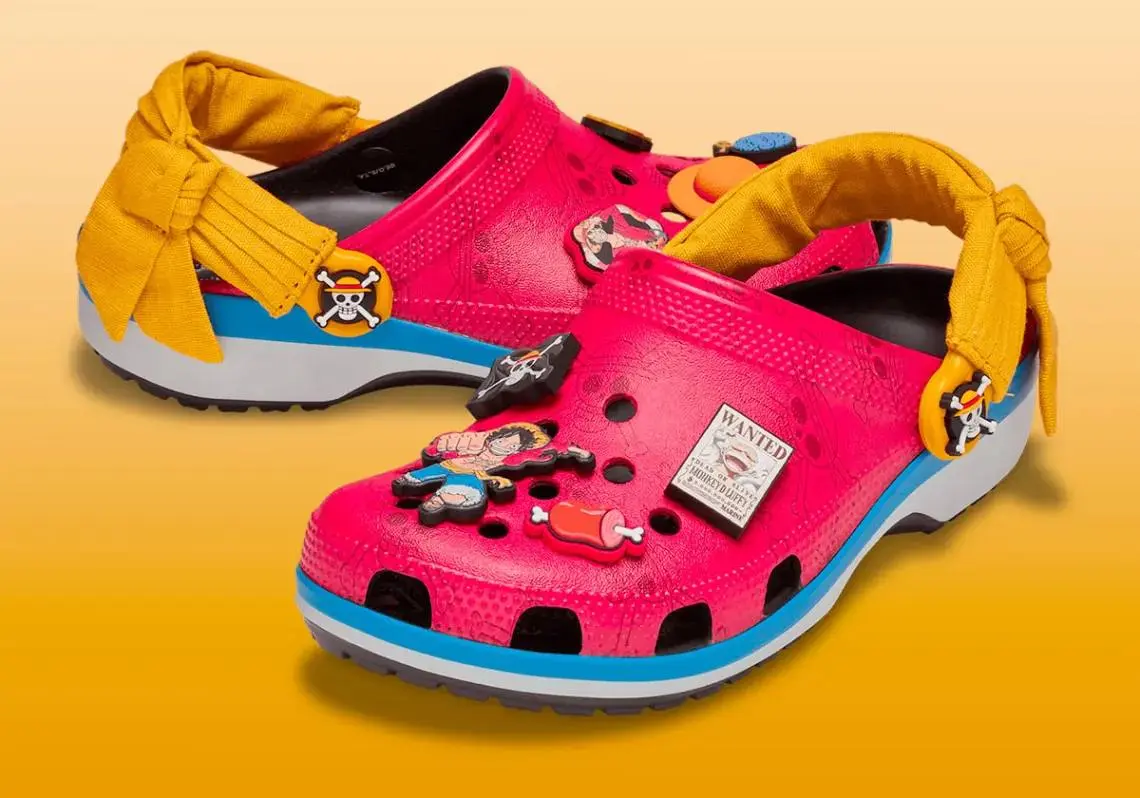 Новые Crocs по One piece выйдут уже совсем скоро! В дропе клогги с Чоппером, Луффи и кораблем Тысячи солнц. В комплекте идут тематические джиббитсы с персонажами | Сетка — социальная сеть от hh.ru