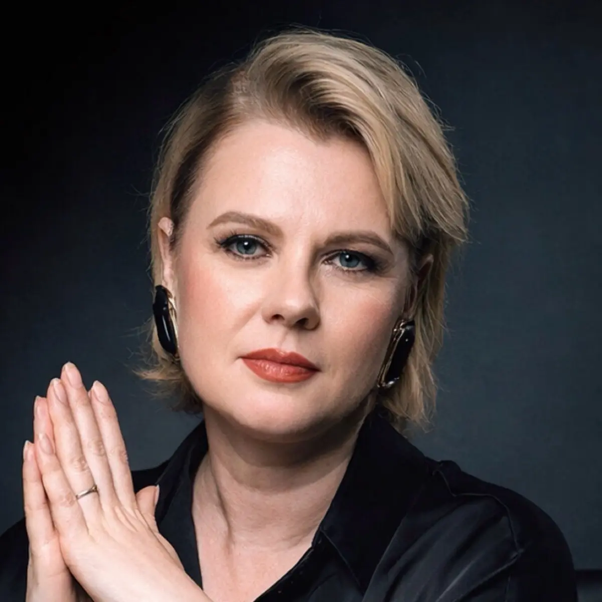 Елена Скрабовская