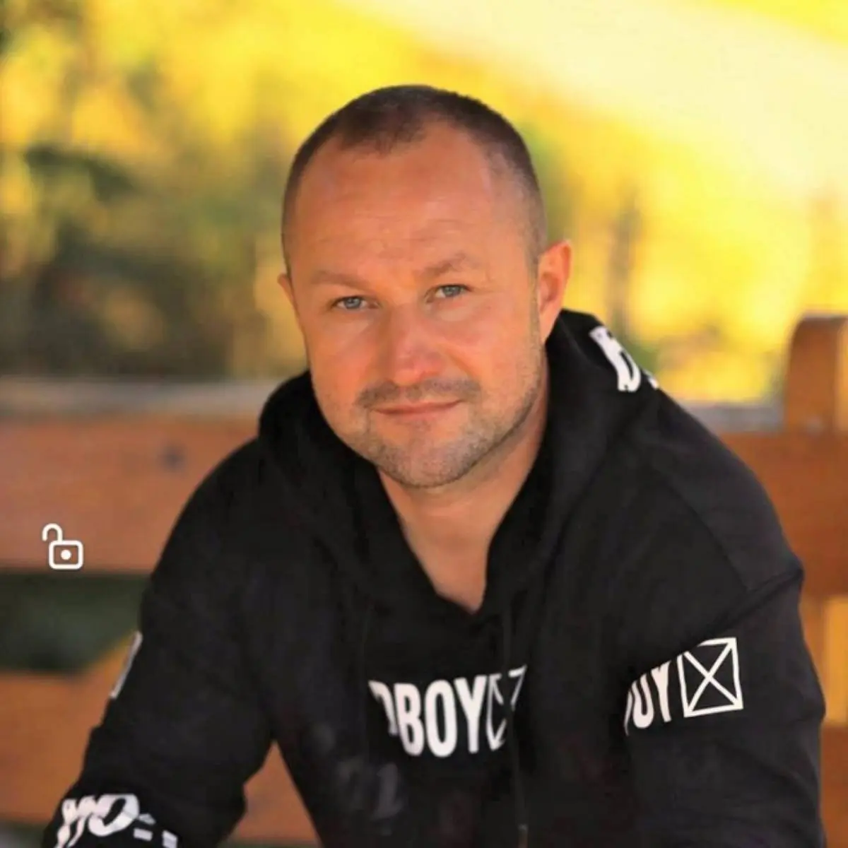 Денис Лесников