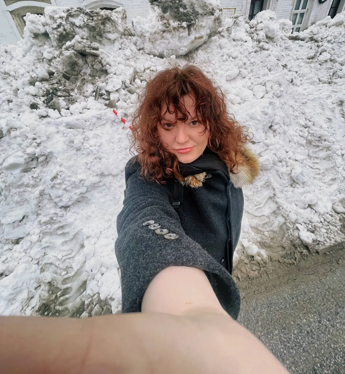 День 180
Зима, давай, до свидания 👋
🔤 выспалась
🔤 занималась французским
🔤 делала домашку по Английскому
🔤 пили кофе с Дашей
🔤 гуляли с Дашей
🔤 покупали с Дашей помады
🔤 забирала новый маааалюсенький ... | Сетка — социальная сеть от hh.ru