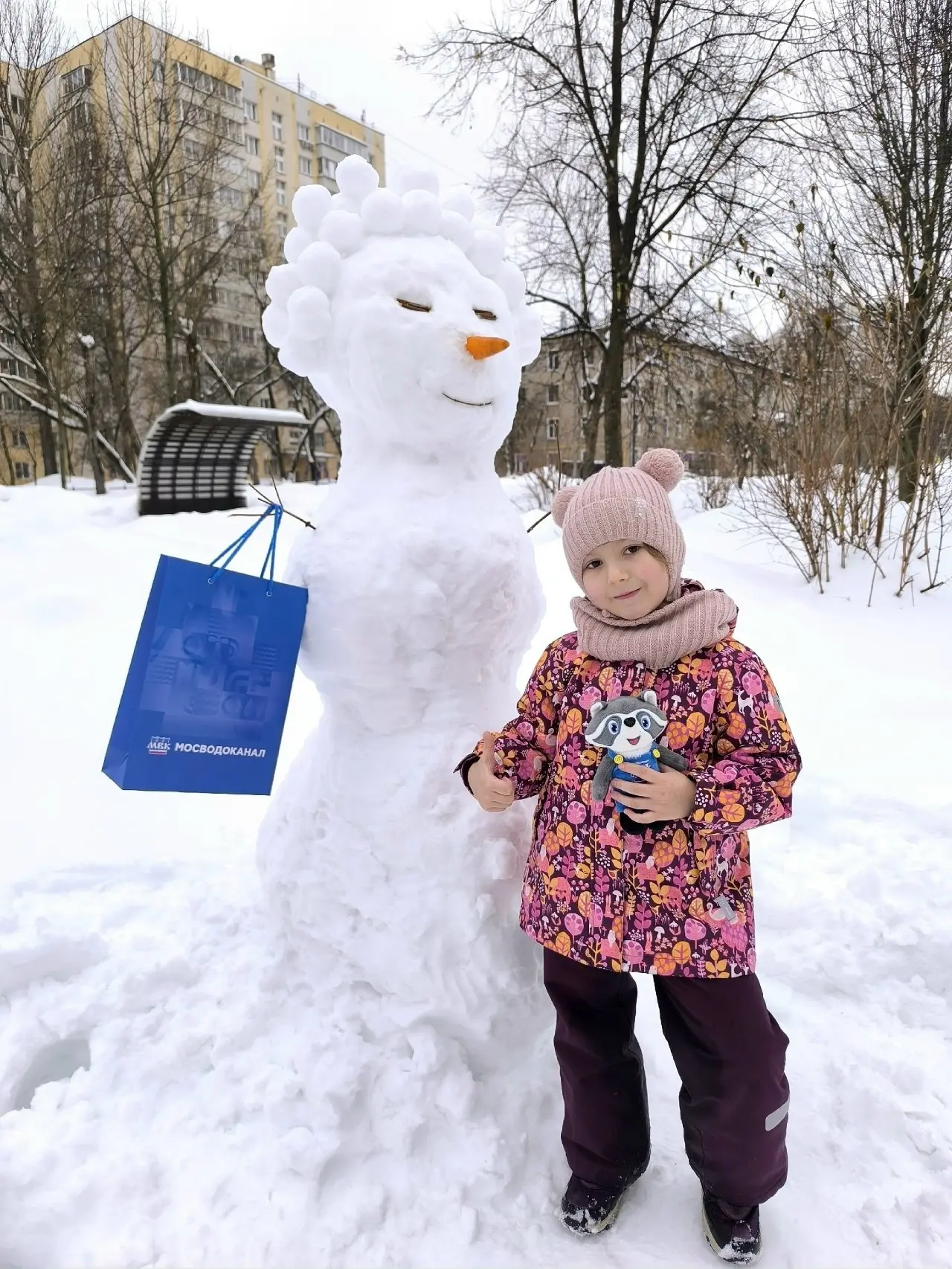 ❗️Осталось 5 дней для определения победителя конкурса «Снежный мастер», слепившего лучшего снеговика Мосводоканала!
🎁Пять победителей будут выбраны жюри, еще нескольких определим случайным образом | Сетка — социальная сеть от hh.ru
