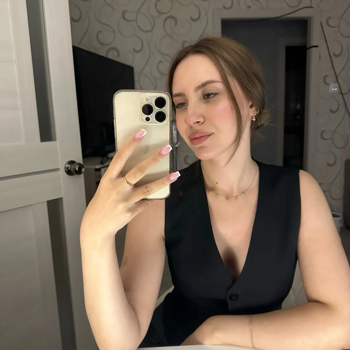 Ангелина Мельникова