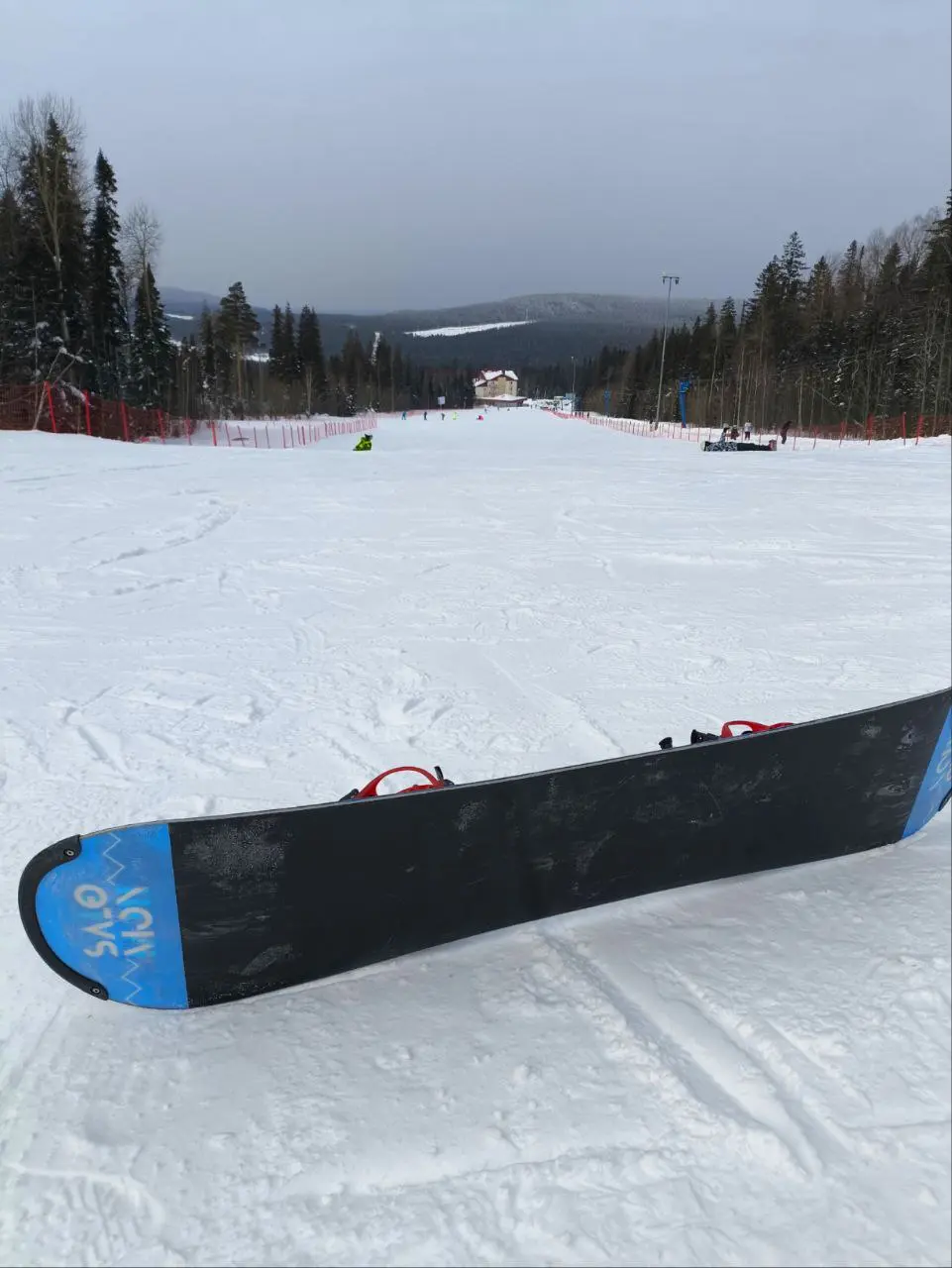 Я не ожидала, что катание на сноуборде окажется моей проверкой на прочность. Я думала, что сноуборд будет похож на скейтборд.
Как же я ошибалась.. | Сетка — социальная сеть от hh.ru