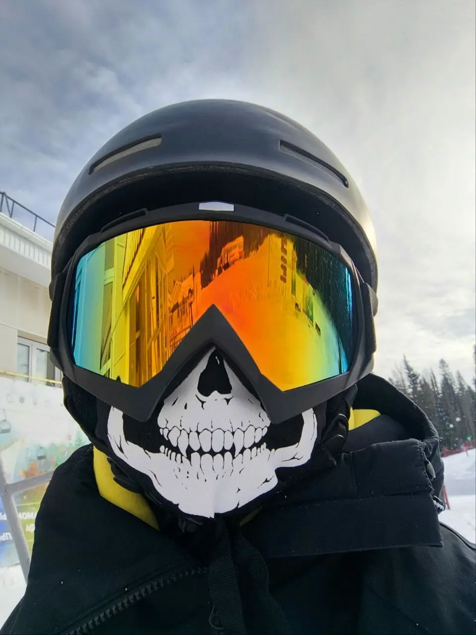 Я не ожидала, что катание на сноуборде окажется моей проверкой на прочность. Я думала, что сноуборд будет похож на скейтборд.
Как же я ошибалась.. | Сетка — социальная сеть от hh.ru