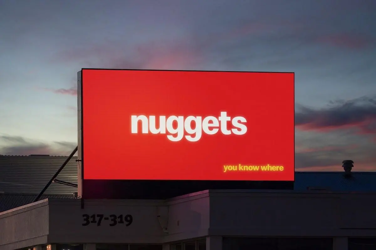 Продолжаем наблюдать за минимализмом Mcdonald’s (New Zealand) «Вы знаете где»
#креативобл
Смотреть другие мэджик креативы сильного бренда McDonald’s https://t | Сетка — социальная сеть от hh.ru