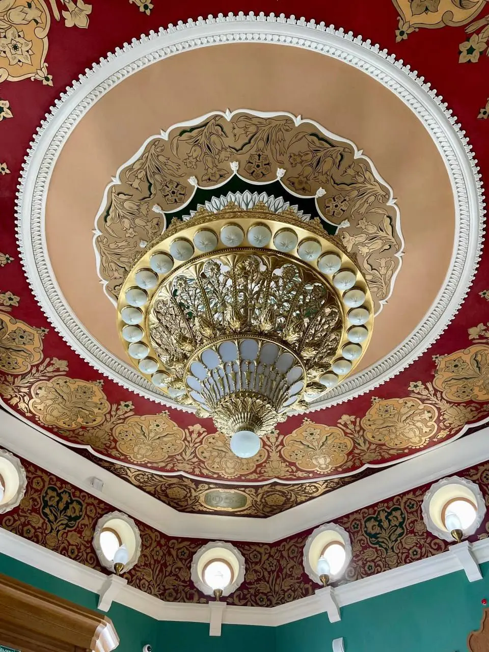 ☕️ На ВДНХ открылся клуб чайной культуры «ЧаЕ»
Здесь можно посетить чайную церемонию, экскурсию и купить редкие коллекционные сорта чая | Сетка — социальная сеть от hh.ru