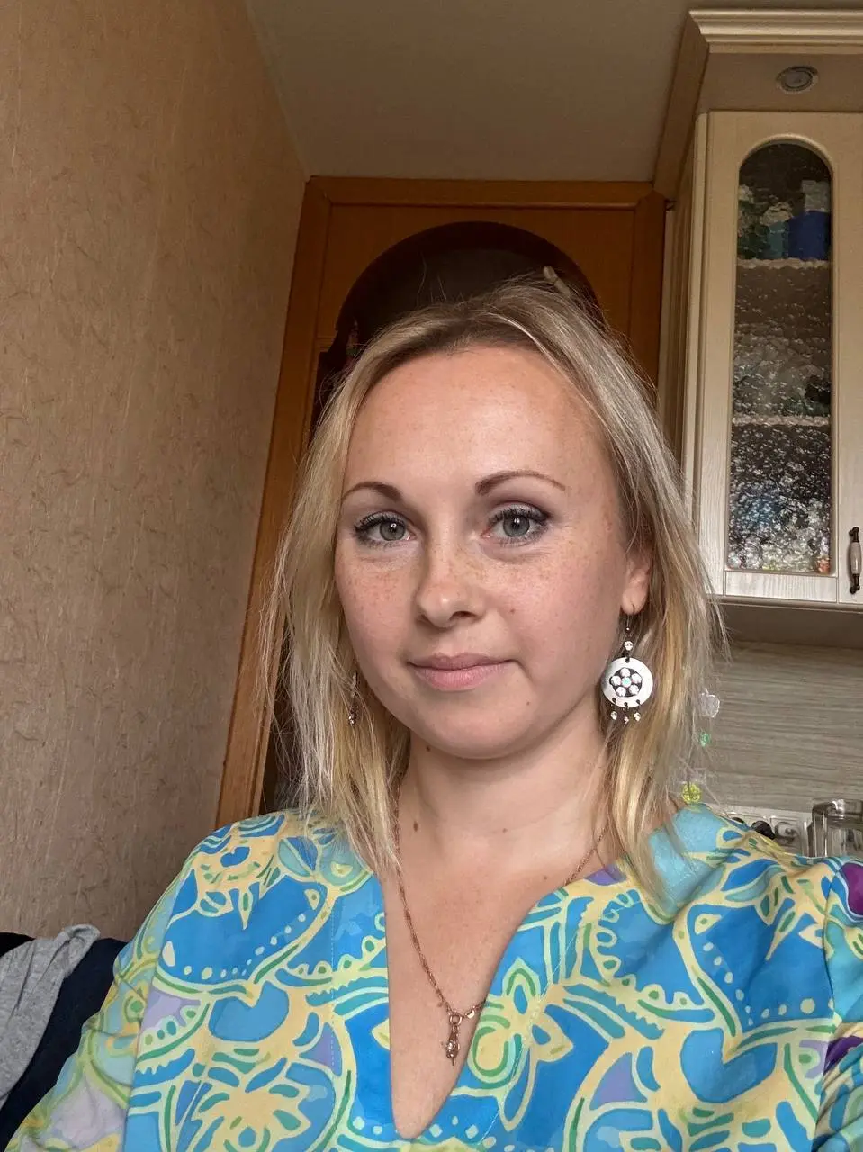 В преддверии праздника, международного женского дня, поделитесь идеями подарков, кто что решил дарить родным и близким?
😉 | Сетка — социальная сеть от hh.ru