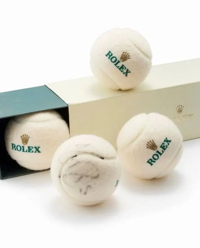 #Артем Шарики за ролики.
Зацените, какие теннисные мячи из войлока делает Rolex для Уимблдона. К слову, бренд часов является партнером и хронометристом теннисного турнира с 1978-го | Сетка — социальная сеть от hh.ru